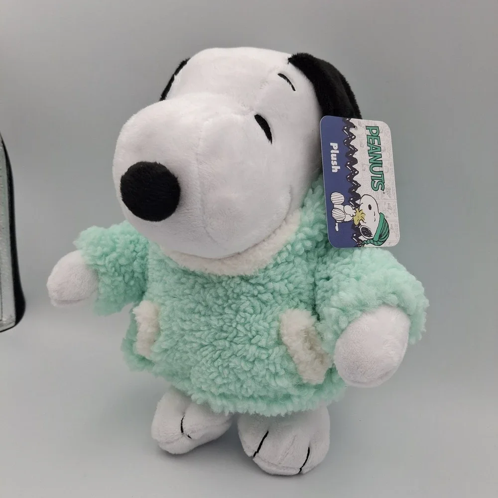 Peanuts Winter Snoopy Plush with‎ Green Hoodie Fleece Jacket 2024 Whit Tag Ruz